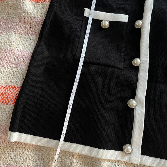 NWT Commense Black/White Contrast Button Sleeveless Mini Sweater Dress - Picture 10 of 13